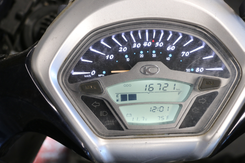 photo de CONTADOR KYMCO LIKE 4T 50 (2019 - 2025) - Zoom do estado de desgaste