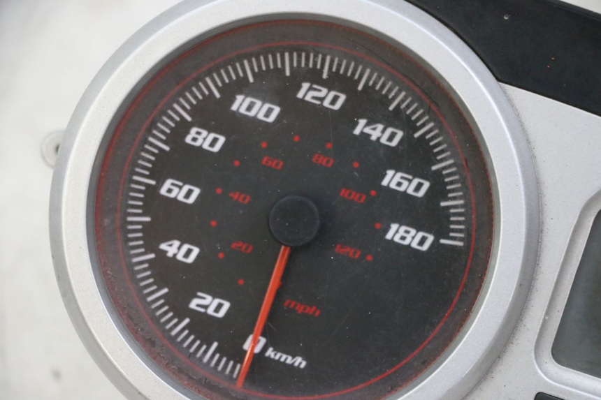 photo de CONTADOR GILERA NEXUS 125 (2009 - 2013) - Detalhes característicos
