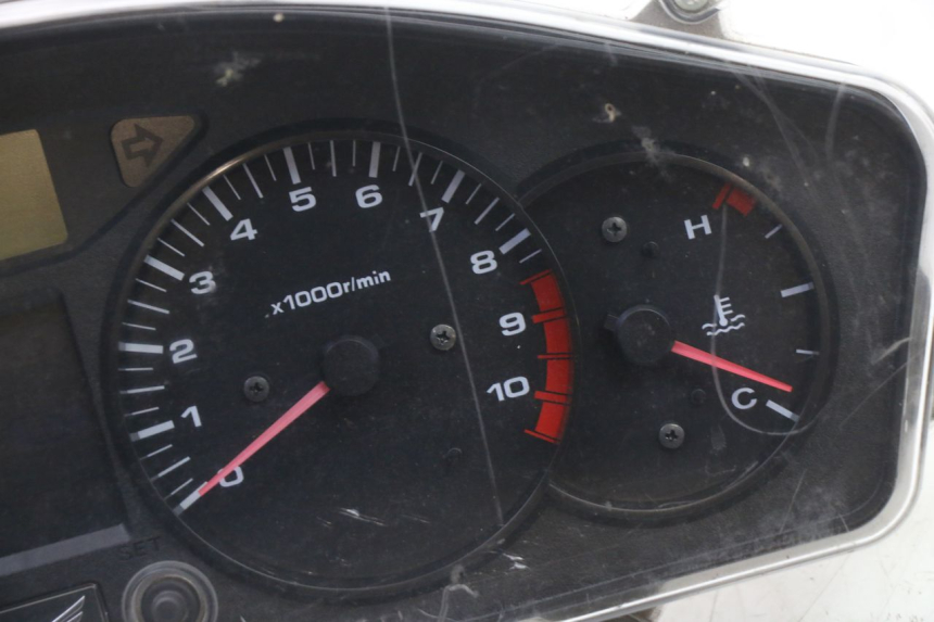 photo de CONTADOR HONDA NTV DEAUVILLE ABS 700 (2007 - 2016) - Zoom do estado de desgaste