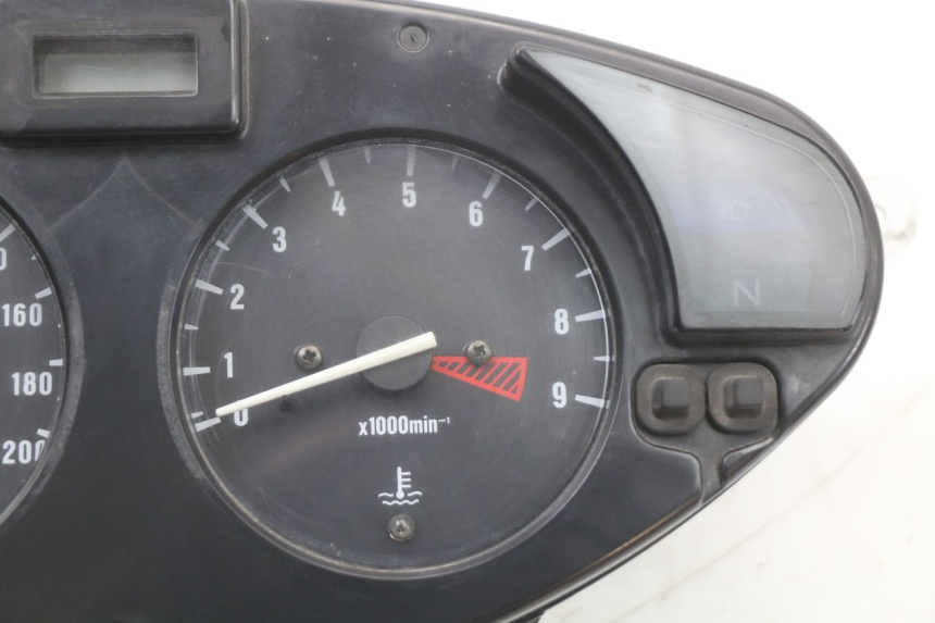 photo de CONTADOR HONDA NTV DEAUVILLE 650 (1998 - 2001) - Outro ângulo de visão