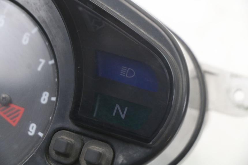 photo de CONTADOR HONDA NTV DEAUVILLE 650 (1998 - 2001) - Ampliação técnica