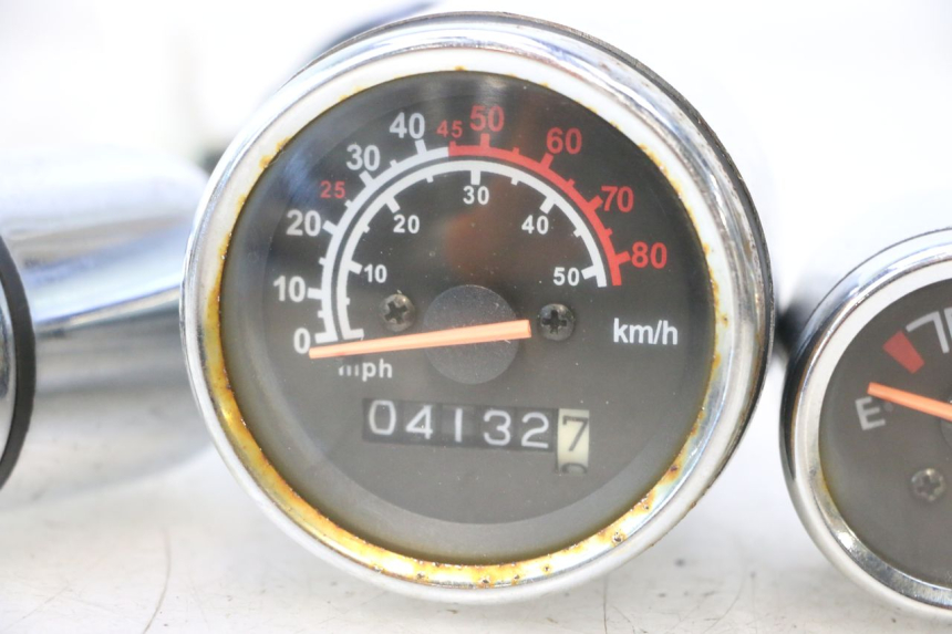 photo de CONTADOR JM MOTORS OLDIES 4T 50 (2020 - 2026) - Ângulo alternativo