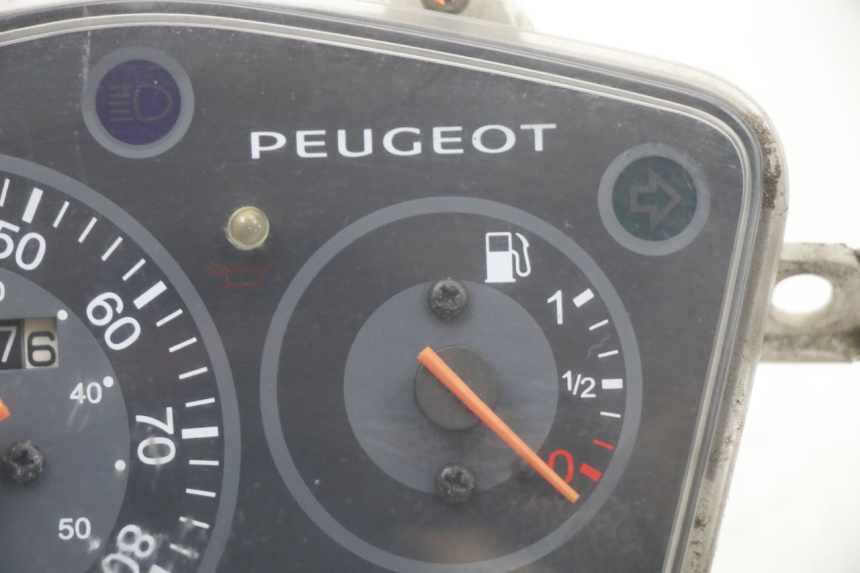 photo de CONTADOR PEUGEOT KISBEE 2T 50 (2010 - 2017) - Zoom do estado de desgaste