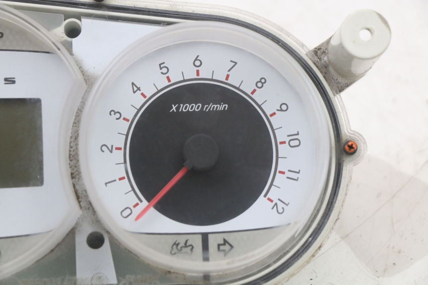 photo de CONTADOR PEUGEOT SATELIS 125 (2010 - 2012) - Ampliação técnica