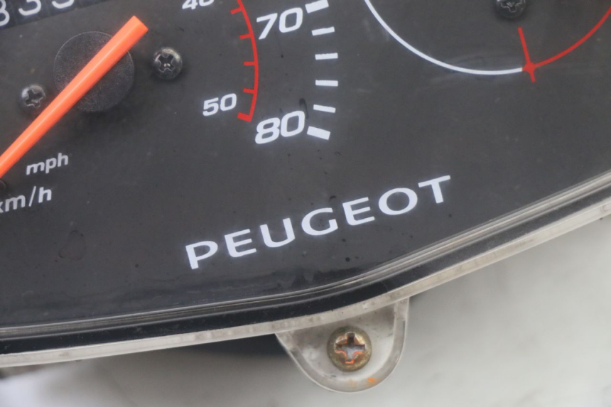 photo de CONTADOR PEUGEOT STREETZONE I 2T 50 (2018 - 2020) - Outro ângulo de visão