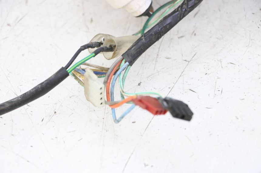 photo de CONTADOR PEUGEOT TWEET 4T 50 (2014 - 2019) - Pontos de fixação