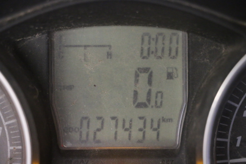 photo de CONTADOR  PIAGGIO MP3 LT 400 (2007 - 2012) - Zoom do estado de desgaste