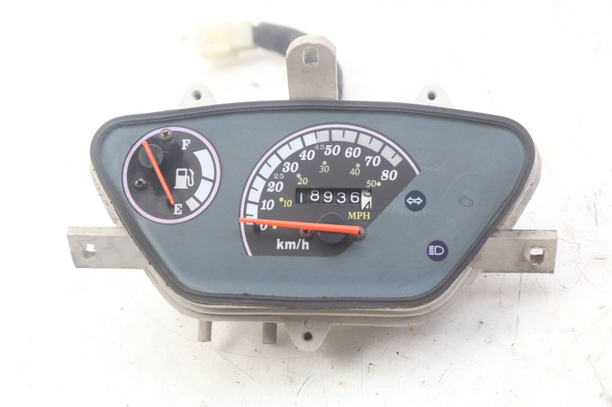 photo de CONTADOR TNT MOTOR ROMA 10' 4T 50 (2007 - 2018) - Outro ângulo de visão
