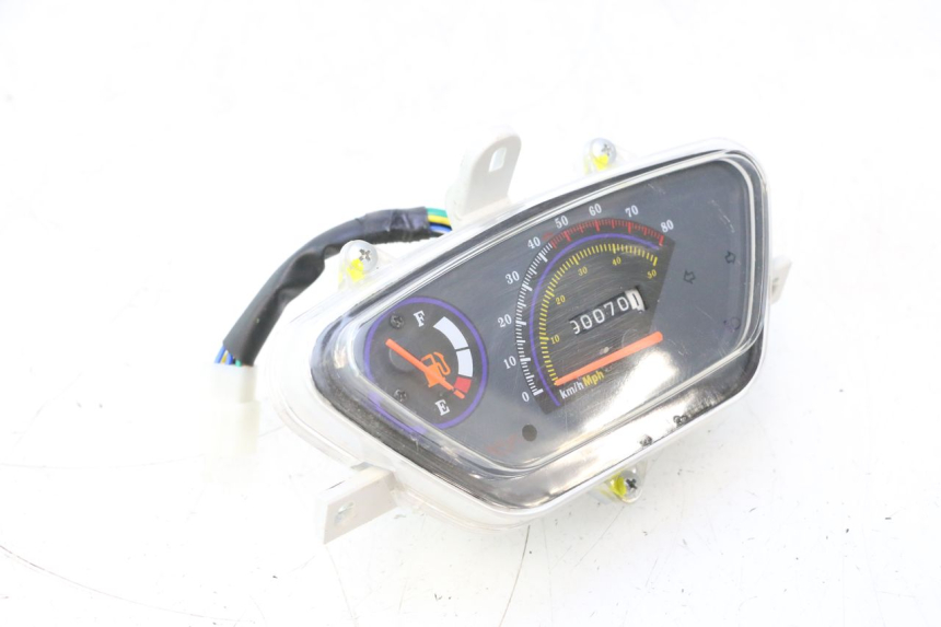 photo de CONTADOR TNT MOTOR ROMA 12' 2T 50 (2007 - 2018) - Estado da superfície