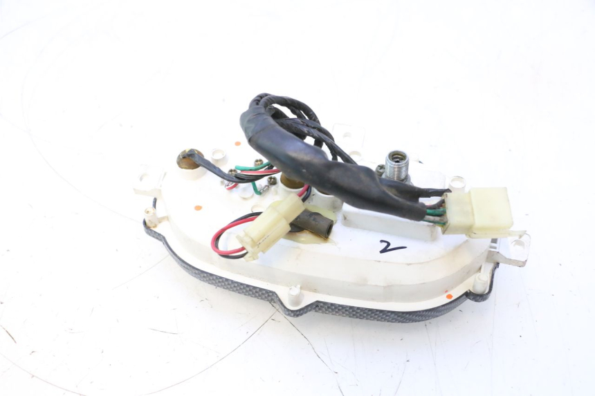 photo de CONTADOR  KEEWAY RY6 2T 50 (2011 - 2019) - Outro ângulo de visão