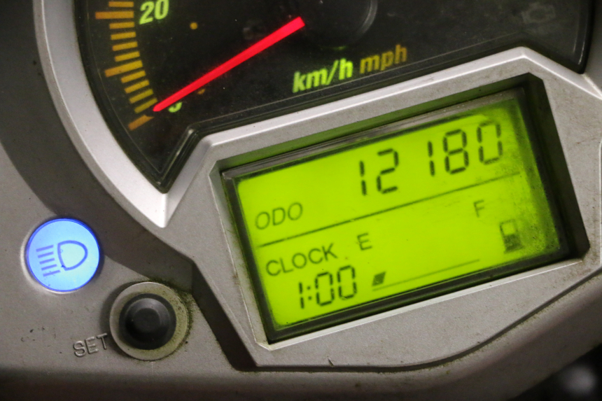 photo de CONTADOR DAELIM S1 125 (2007 - 2016) - Zoom do estado de desgaste