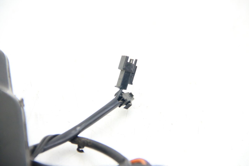 photo de CONTADOR LVNENG S5 1 (2019 - 2023) - Pontos de fixação