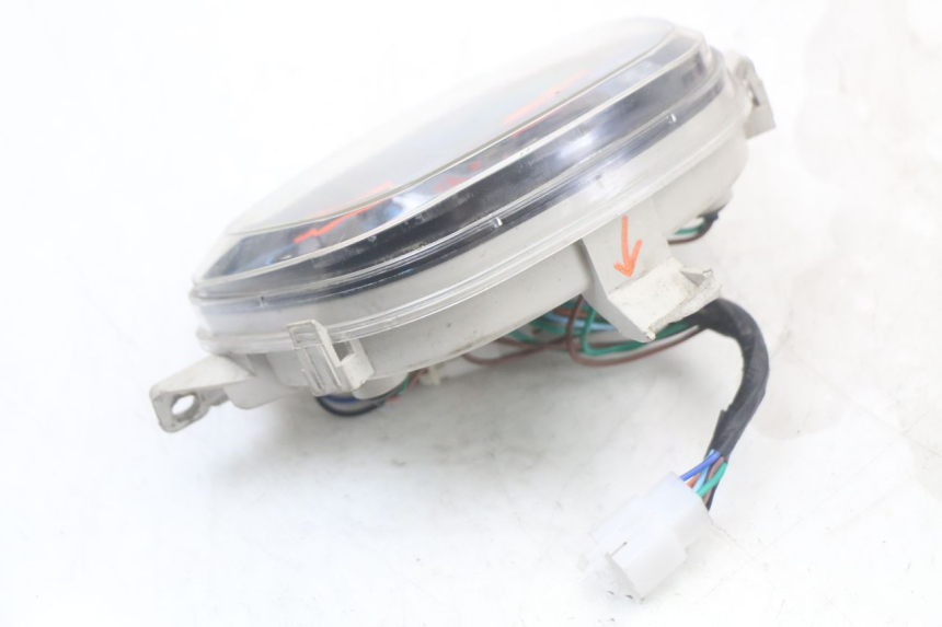 photo de CONTADOR JM MOTORS SANTANA 50 (2014 - 2023) - Outro ângulo de visão