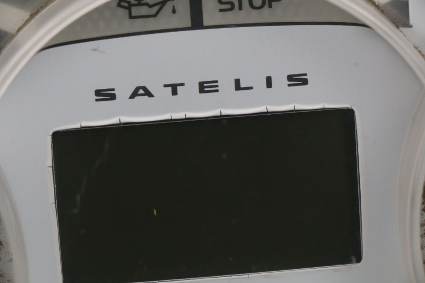 photo de CONTADOR PEUGEOT SATELIS 125 (2006 - 2009) - Detalhe da peça