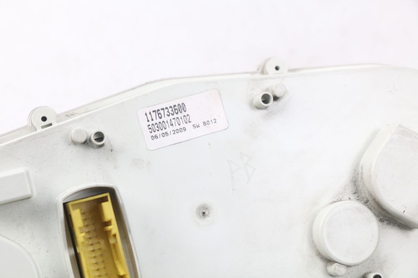 photo de CONTADOR PEUGEOT SATELIS 125 (2006 - 2009) - Zoom do estado de desgaste