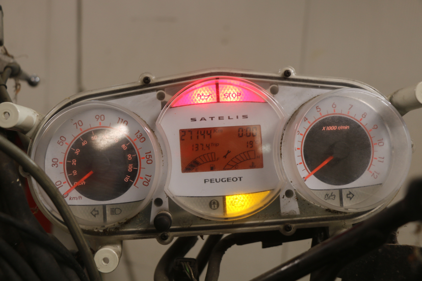photo de CONTADOR PEUGEOT SATELIS 125 (2006 - 2009) - Estrutura - ampliação