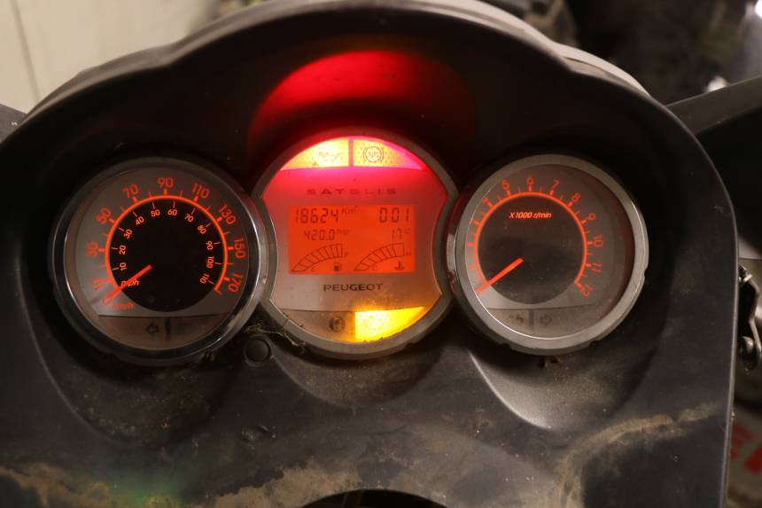 photo de CONTADOR PEUGEOT SATELIS 125 (2010 - 2012) - Estrutura - ampliação