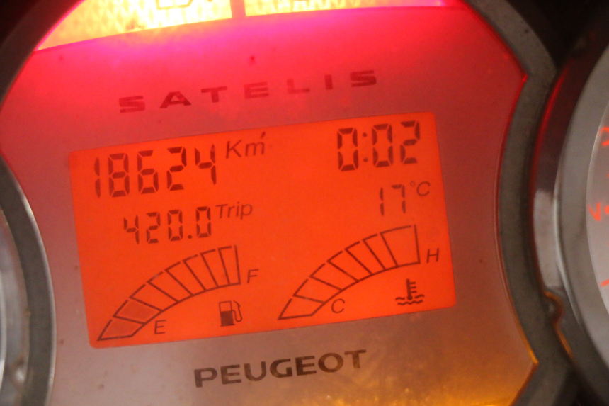 photo de CONTADOR PEUGEOT SATELIS 125 (2010 - 2012) - Ângulo alternativo