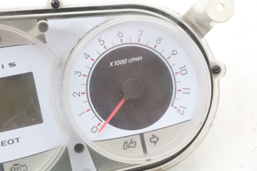 photo de CONTADOR PEUGEOT SATELIS 125 (2010 - 2012) - Ampliação técnica