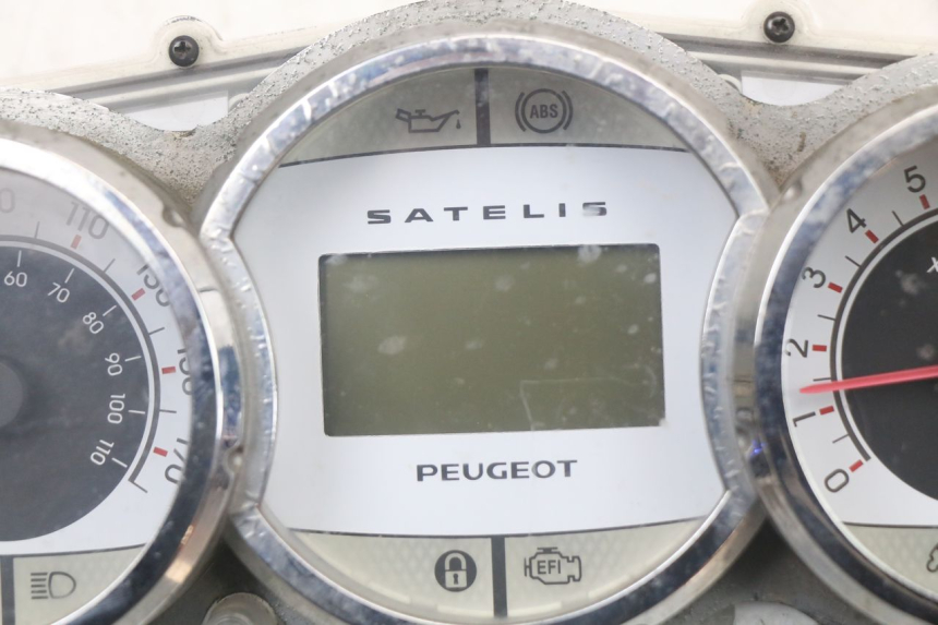 photo de CONTADOR PEUGEOT SATELIS 125 (2006 - 2009) - Zoom do estado de desgaste