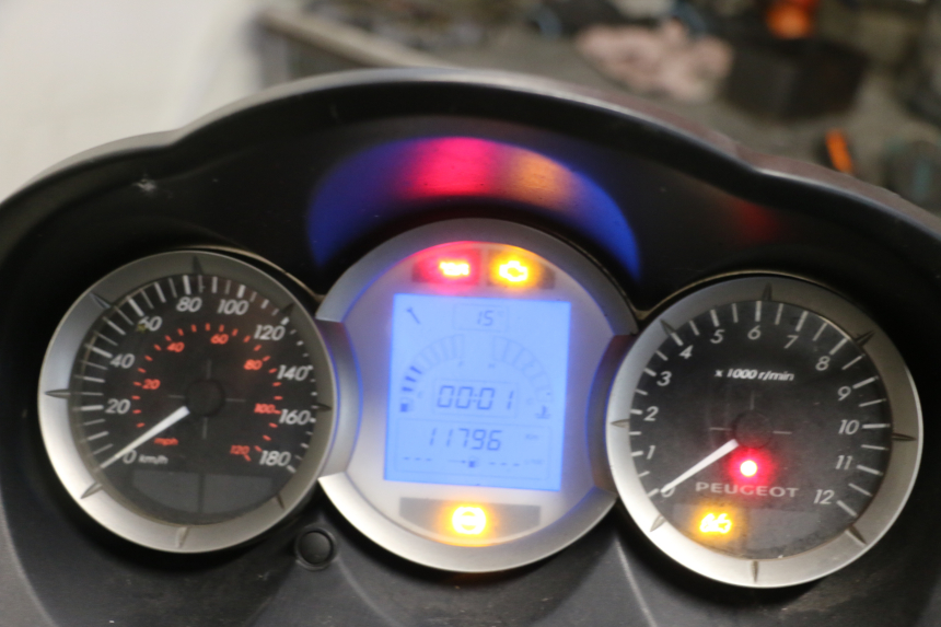 photo de CONTADOR PEUGEOT SATELIS 125 (2013 - 2018) - Imagem adicional