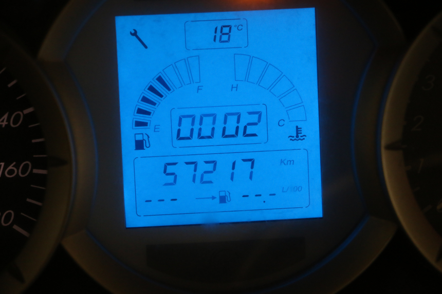 photo de CONTADOR PEUGEOT SATELIS 125 (2013 - 2018) - Vista de perto