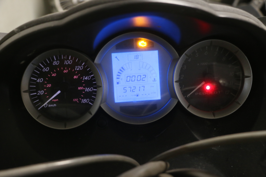 photo de CONTADOR PEUGEOT SATELIS 125 (2013 - 2018) - Imagem adicional