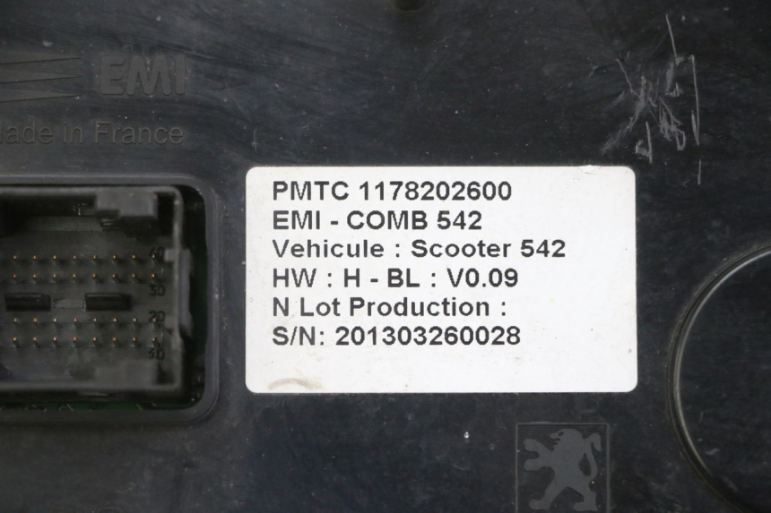 photo de CONTADOR PEUGEOT SATELIS 125 (2013 - 2018) - Ampliação técnica