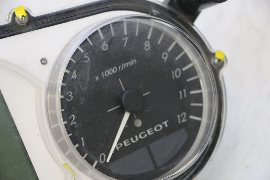 photo de CONTADOR PEUGEOT SATELIS 125 (2013 - 2018) - Vista geral