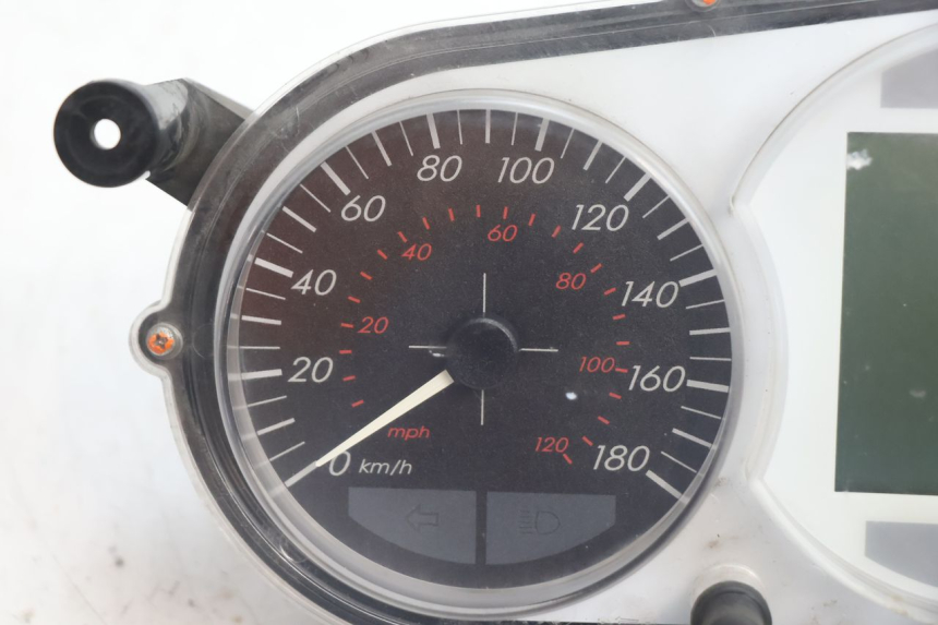 photo de CONTADOR PEUGEOT SATELIS 125 (2013 - 2018) - Detalhe da peça