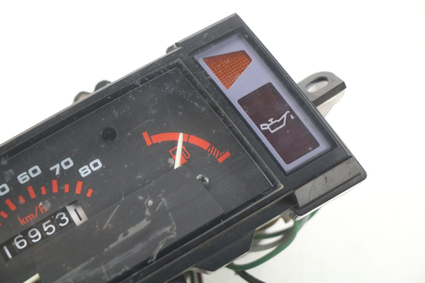 photo de CONTADOR PEUGEOT SC 50 (1988 - 1992) - Detalhe da peça