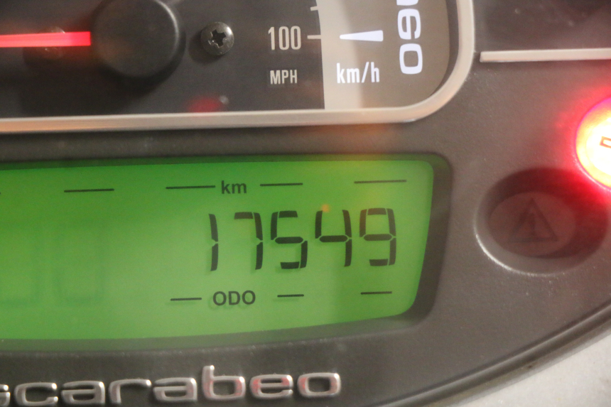 photo de CONTADOR APRILIA SCARABEO LIGHT 125 (2007 - 2011) - Detalhes característicos