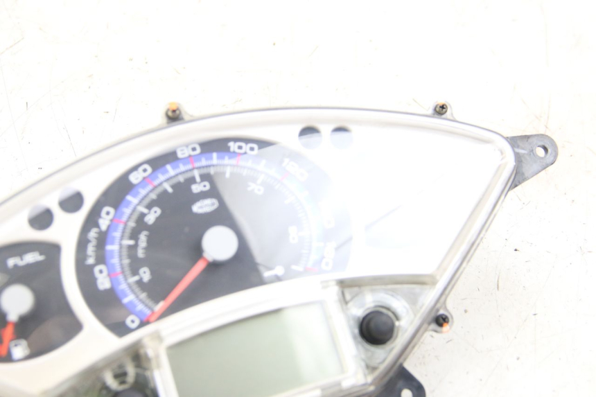 photo de CONTADOR MBK SKYCRUISER 125 (2006 - 2009) - Estado da superfície