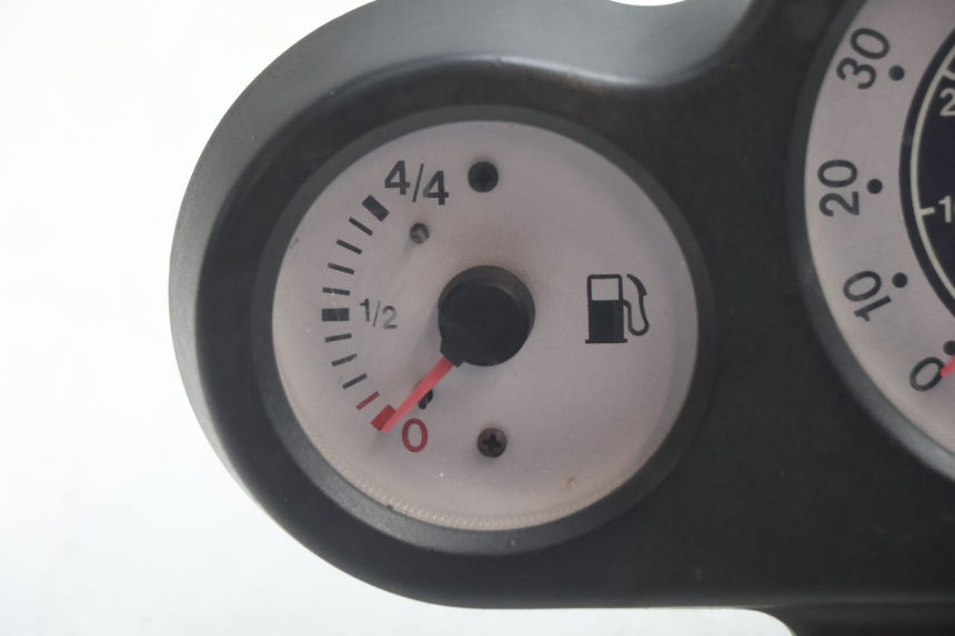 photo de CONTADOR PEUGEOT SPEEDFIGHT 2 AC 50 (2000 - 2009) - Detalhe da peça