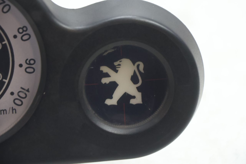 photo de CONTADOR PEUGEOT SPEEDFIGHT 2 AC 50 (2000 - 2009) - Outro ângulo de visão