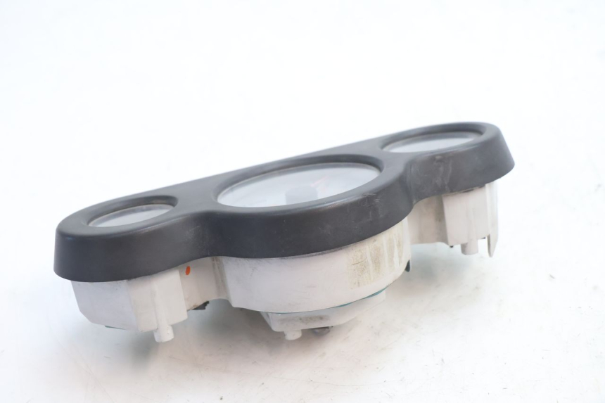 photo de CONTADOR PEUGEOT SPEEDFIGHT LC 50 (1996 - 2002) - Pontos de fixação