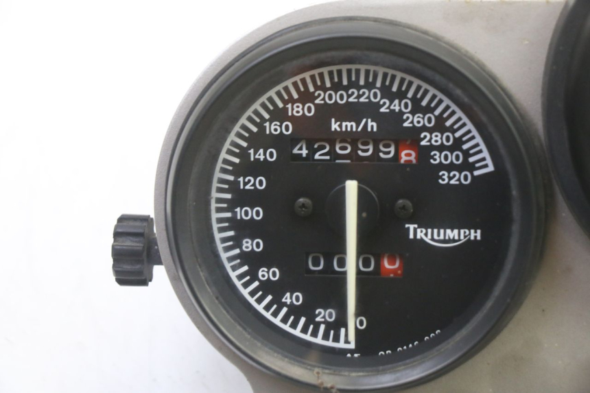 photo de CONTADOR TRIUMPH SPRINT 900 (1995 - 1998) - Detalhe da peça