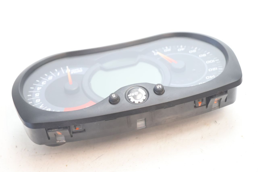 photo de CONTADOR CAN-AM SPYDER RS 1000 (2008 - 2012) - Pontos de fixação
