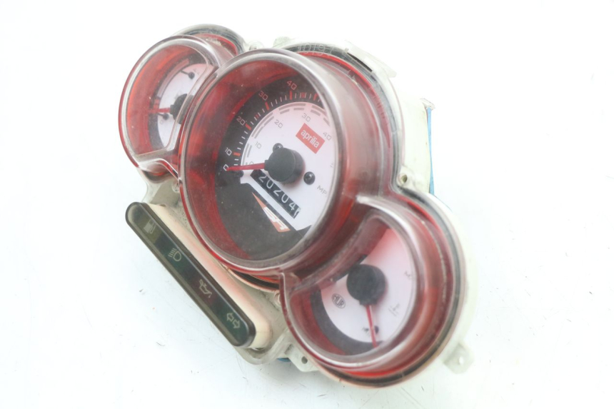 photo de CONTADOR  APRILIA SR CARB LC 2T 50 (2004 - 2012) - Pontos de fixação