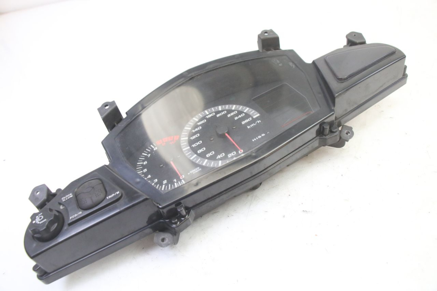 photo de CONTADOR  HONDA ST PAN EUROPEAN 1300 (2002 - 2013) - Pontos de fixação