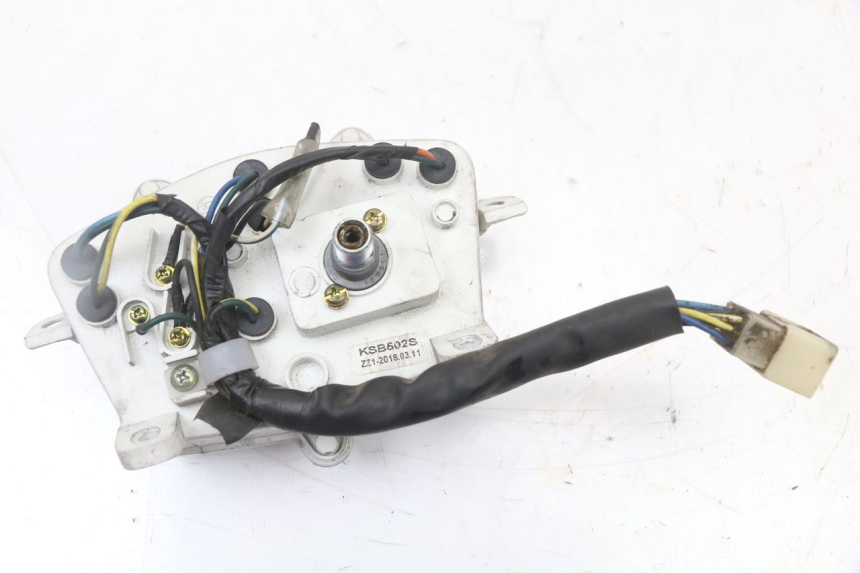 photo de CONTADOR PEUGEOT STREETZONE 2T 50 (2014 - 2019) - Pontos de fixação