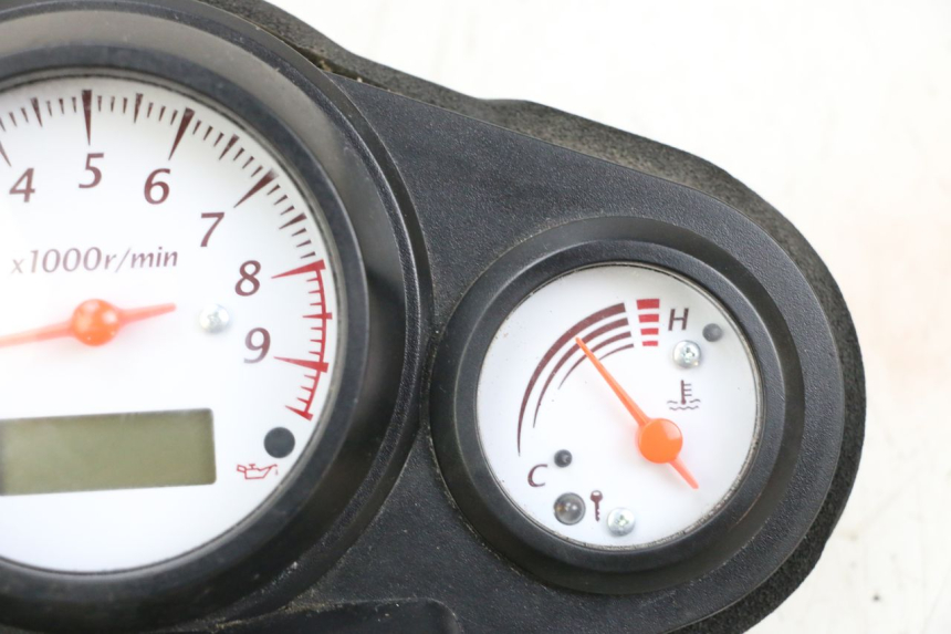 photo de CONTADOR  YAMAHA TDM ABS 900 (2002 - 2014) - Vista de perto