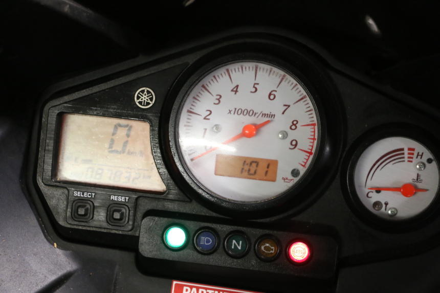 photo de CONTADOR  YAMAHA TDM ABS 900 (2002 - 2014) - Zoom do estado de desgaste