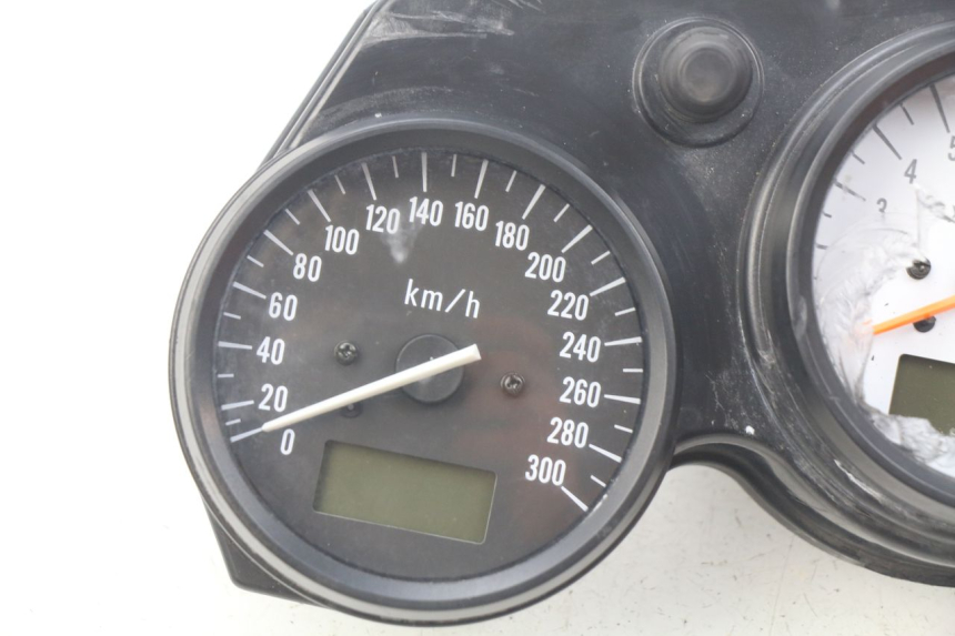 photo de CONTADOR SUZUKI TLS TL S 1000 (1997 - 2001) - Vista de perto