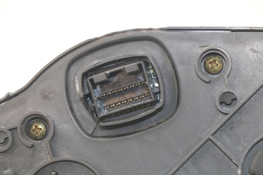 photo de CONTADOR SUZUKI TLS TL S 1000 (1997 - 2001) - Pontos de fixação