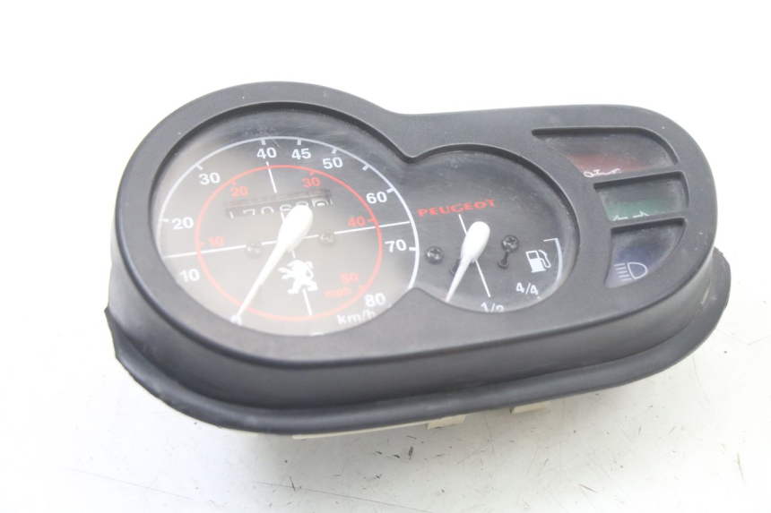 photo de CONTADOR PEUGEOT TREKKER TKR 50 (2005 - 2014) - Outro ângulo de visão
