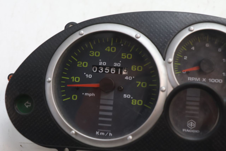 photo de CONTADOR PIAGGIO TYPHOON 50 (2000 - 2009) - Detalhe da peça