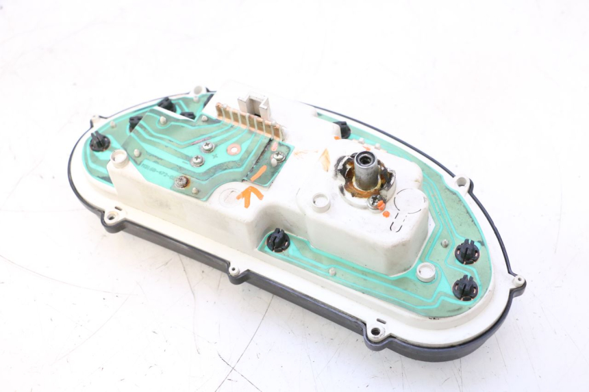 photo de CONTADOR PIAGGIO TYPHOON 50 (2000 - 2009) - Pontos de fixação