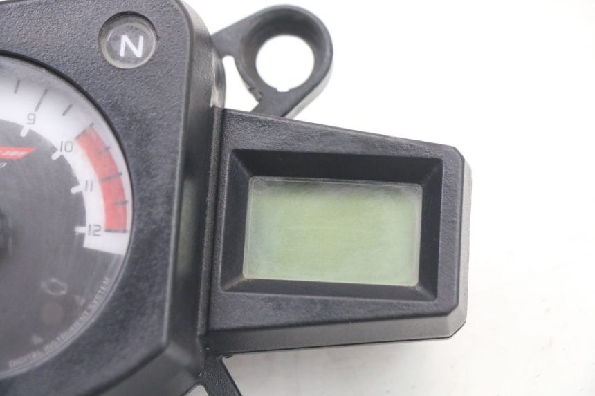 photo de CONTADOR YAMAHA TZR 50 (2008 - 2016) - Ampliação técnica