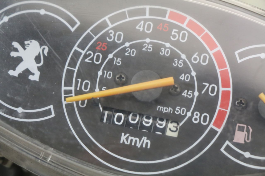 photo de CONTADOR  PEUGEOT V-CLIC VCLIC 50 (2007 - 2013) - Zoom do estado de desgaste